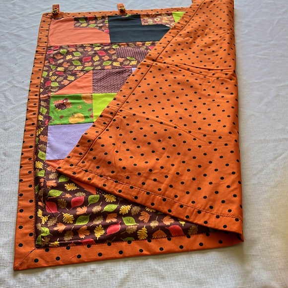 HAND CRAFTED QUILTED - Picture 5 of 7